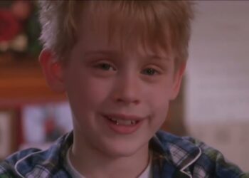 Home Alone: A Cinematic Journey Through the Classic Holiday Comedy